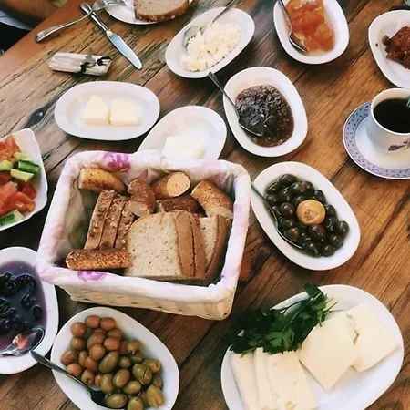 Tashmahal Han/Misafirhane Alaçatı