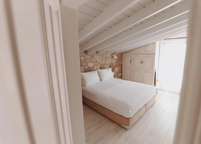 Tashmahal Locanda 3*